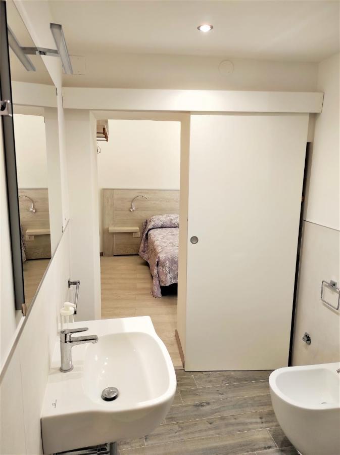 Edesia Apartment- Ortigia Holidays Syracuse Esterno foto